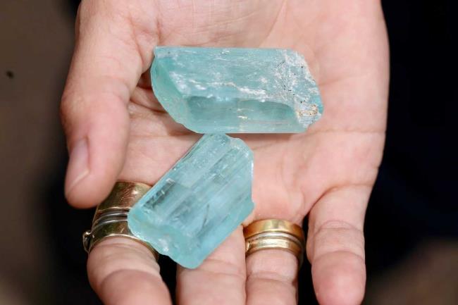 Aquamarine Gemstone