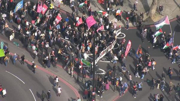 Protesters are demanding an immediate ceasefire of Israel&#39;s war on Hamas.