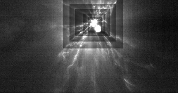 Explosion inside a series of co<em></em>ncentric squares.