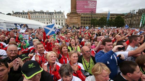 Crowds in George Square during the Commo<em></em>nwealth Games parade in Glasgow. PRESS ASSOCIATION Photo. Picture date: Friday August 15, 2014. See PA story SPORT Scotland. Photo credit should read: Andrew Milligan/PA Wire.  