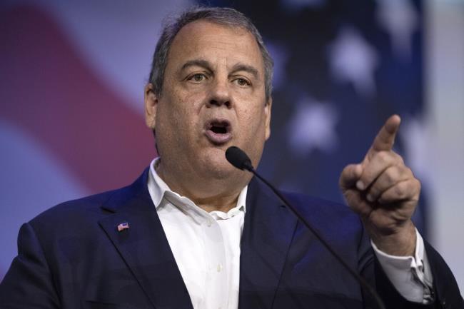 50-facts-a<em></em>bout-chris-christie