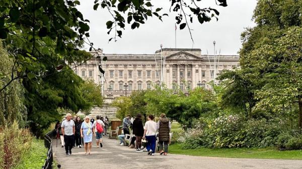 A memorial for the late Queen is being planned for St James's Park