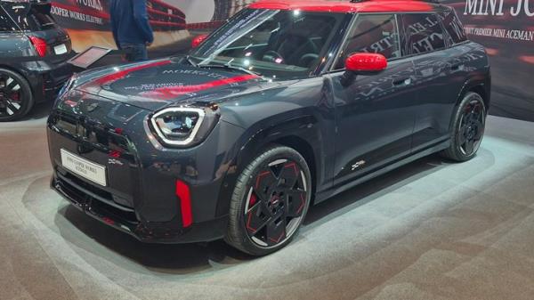 Mini’s chunky Aceman spices up with new JCW model