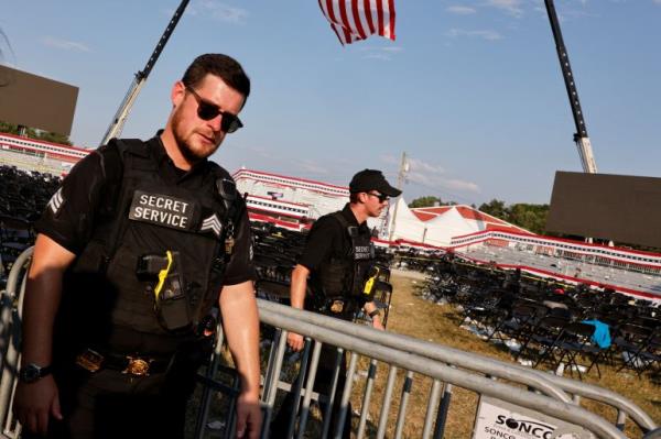 U.S. Secret Service patrols after multiple gunshots rang out at Republican presidential candidate and former U.S. President Do<em></em>nald Trump's campaign rally at the Butler Farm Show in Butler, Pennsylvania, U.S., July 13, 2024. REUTERS/Brendan McDermid