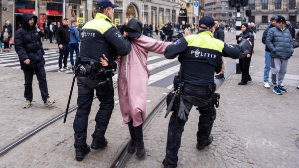 Pic: Jeroen Jumelet/EPA-EFE/Shutterstock

UEFA Europa League - Ajax vs Maccabi Tel Aviv, Amsterdam, Netherlands - 07 Nov 2024
Dutch police detain a man at De Dam in Amsterdam after allegedly provoking Maccabi Tel Aviv supporters ahead of the UEFA Europa League match between Ajax and Maccabi Tel Aviv in Amsterdam, Netherlands, 07 November 2024.

7 Nov 2024