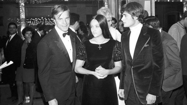 (L-R) Franco Zeffirelli, Olivia Hussey and Leo<em></em>nard Whiting pictured in 1968. Pic: AP/Eustache Cardenas