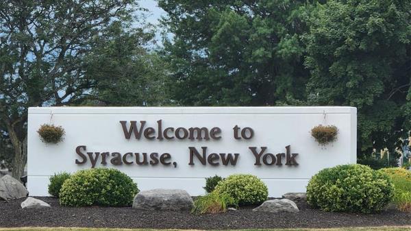 Welcome to Syracuse, New York sign