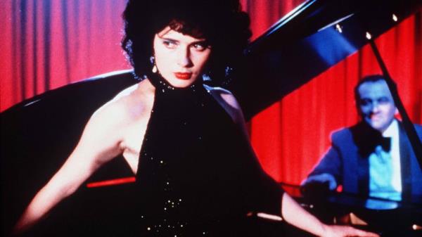 Isabella Rossellini in Blue Velvet

1986
Pic: De Laurentiis/Kobal/Shutterstock