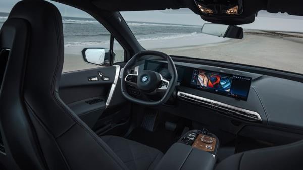 The BMW iX gets a 'Neue' look - plus more power and a lo<em></em>nger range