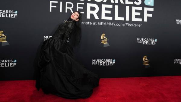 Never one to disappoint, I give you Lady Gaga in top to toe black. Pic: AP