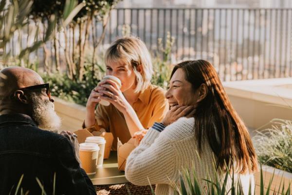 Social introverts prefer being around smaller groups of people they know.